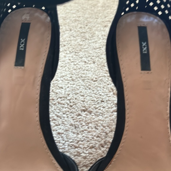 Forever XXI pointed toe heels - Picture 3 of 7